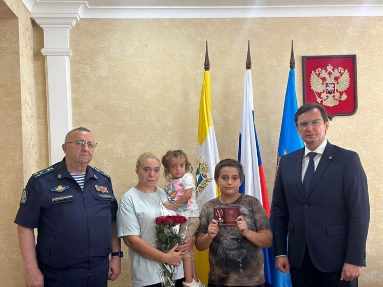 В Кисловодске бойца СВО посмертно наградили орденом Мужества