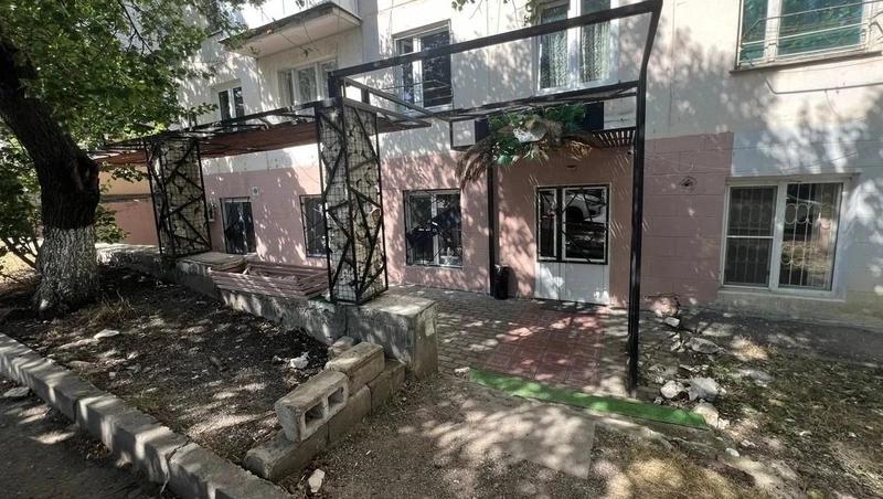 Власти Кисловодска показательно выселили салон, который не платил за аренду