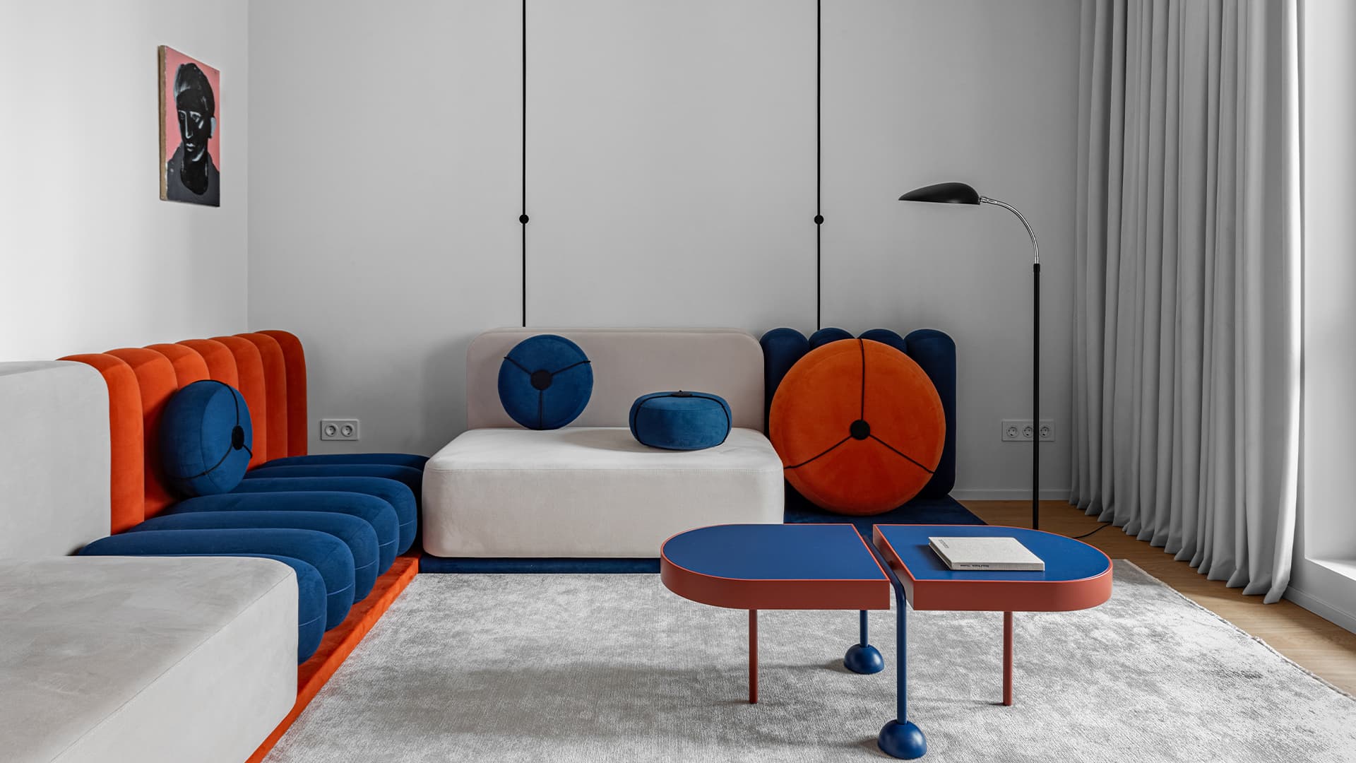 Color-blocking и игра геометрических фигур в ярком интерьере — проект Михаила Курносова