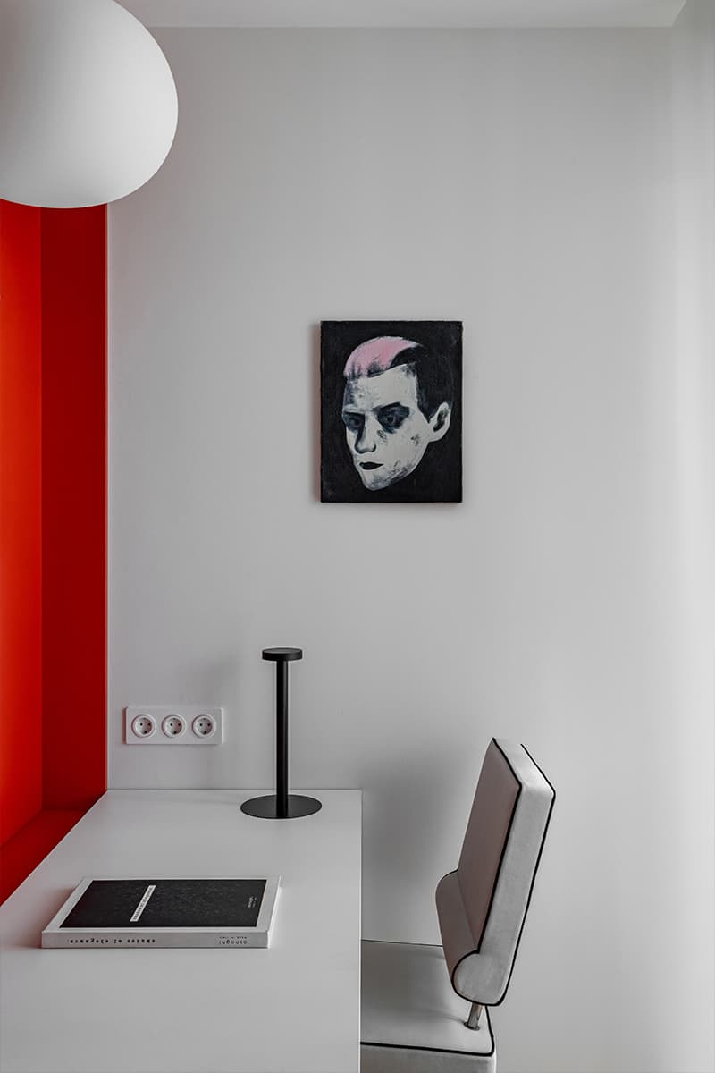 Color-blocking и игра геометрических фигур в ярком интерьере — проект Михаила Курносова