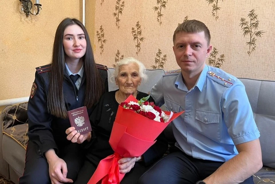 98-летней уроженке Армении помогли получить паспорт на Ставрополье0