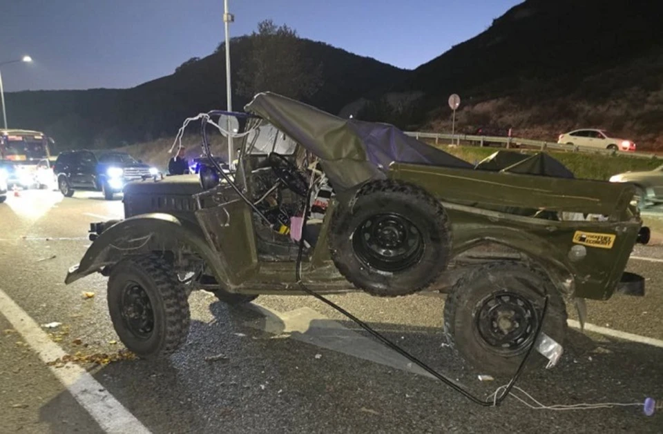 Девять человек пострадали в аварии на трассе под Кисловодском0