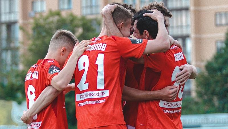 Футболисты пятигорского «Машука-КМВ» победили гостей из «Ленинградца»