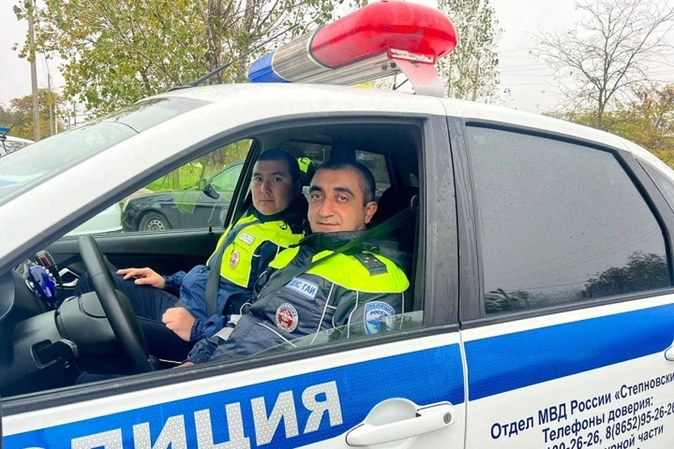 Госавтоинспекторы предотвратили крупный пожар и спасли людей на Ставрополье0