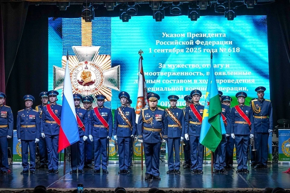 Губернатор Ставрополья поздравил 247-й полк ВДВ с вручением ордена Кутузова0