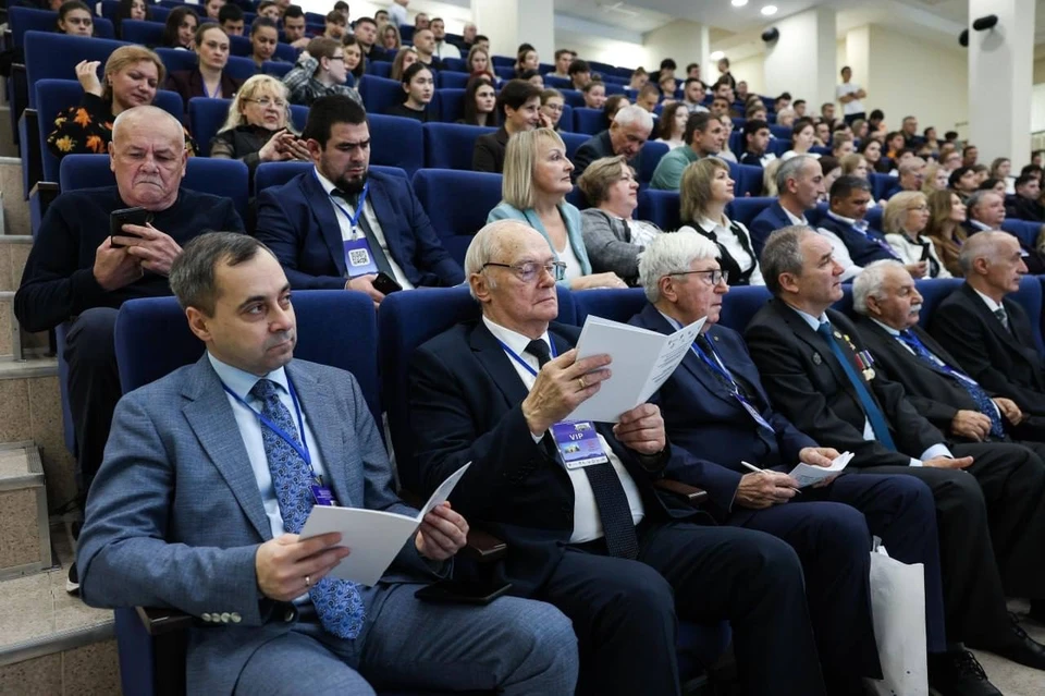 Международный форум по унификации научной терминологии проходит в Ставрополе0