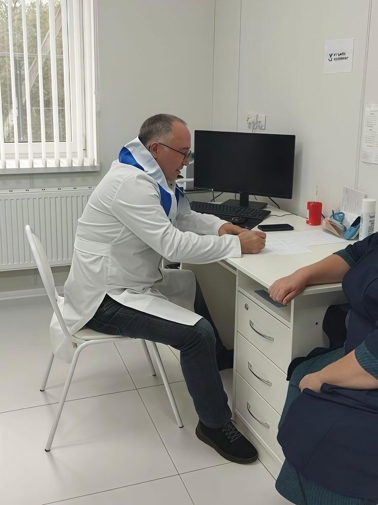 Мобильная бригада ставропольских врачей обследовала жителей удаленного хутора