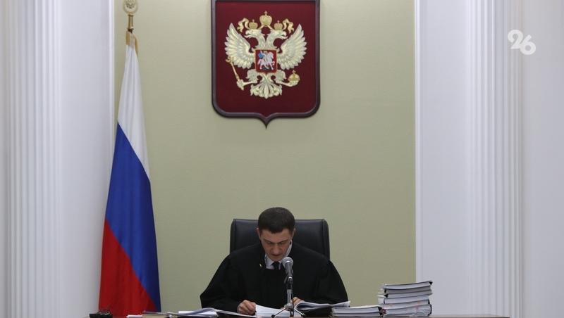 Мужчина разгромил машину жительницы Георгиевска из хулиганских побуждений