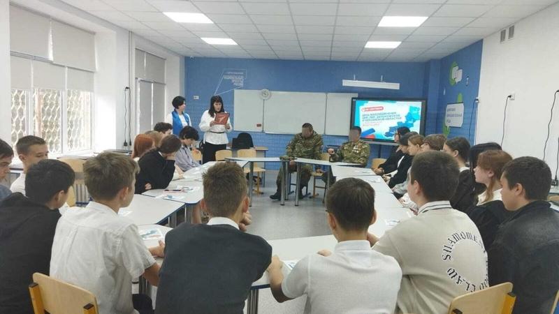 Партийцы на Ставрополье широко отметили День воссоединения с новыми территориями