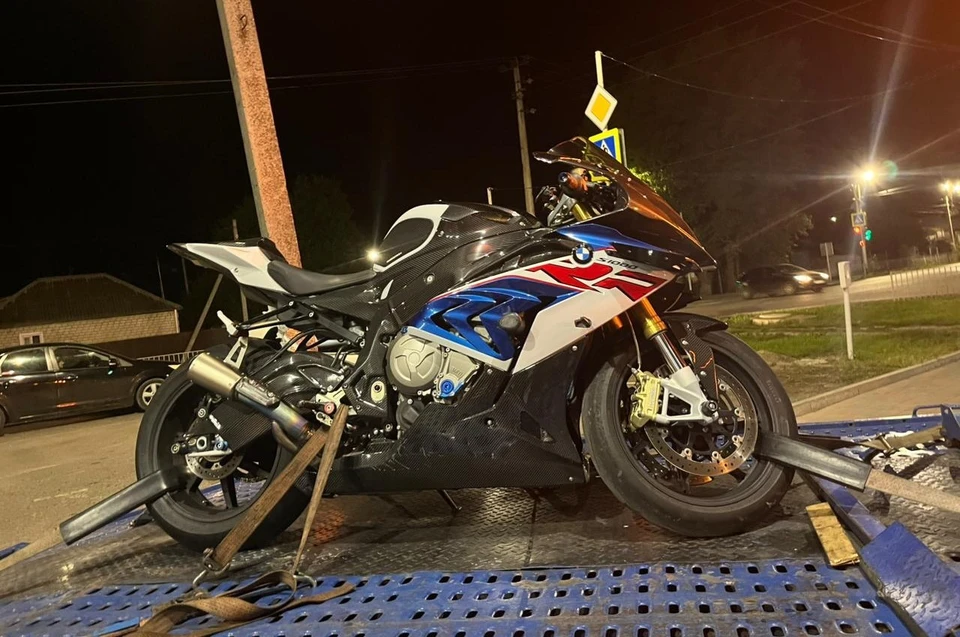 Приставы забрали мотоцикл у должника на Ставрополье0