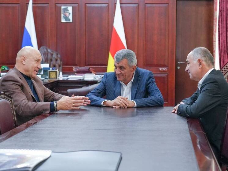 Сергей Меняйло и Михаил Мамиашвили обсудили развитие детского спорта в Северной Осетии