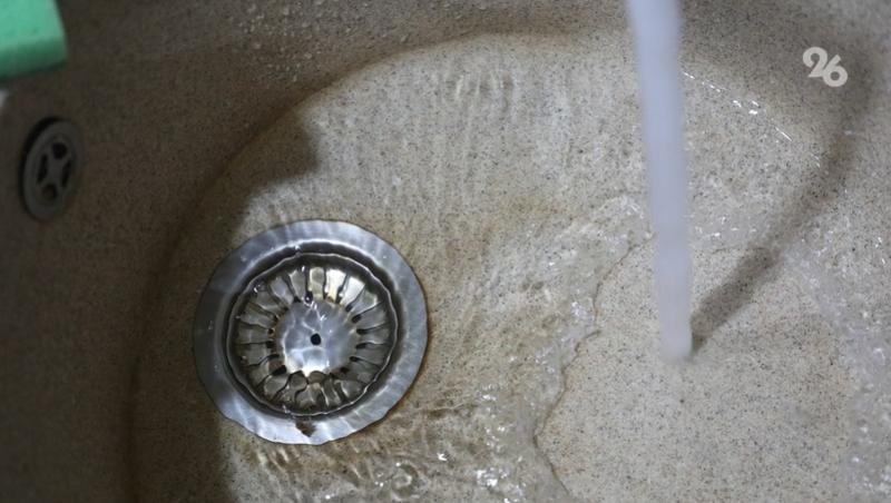 Школа, детсад и более 460 абонентов остались без воды в Светлограде 20 октября