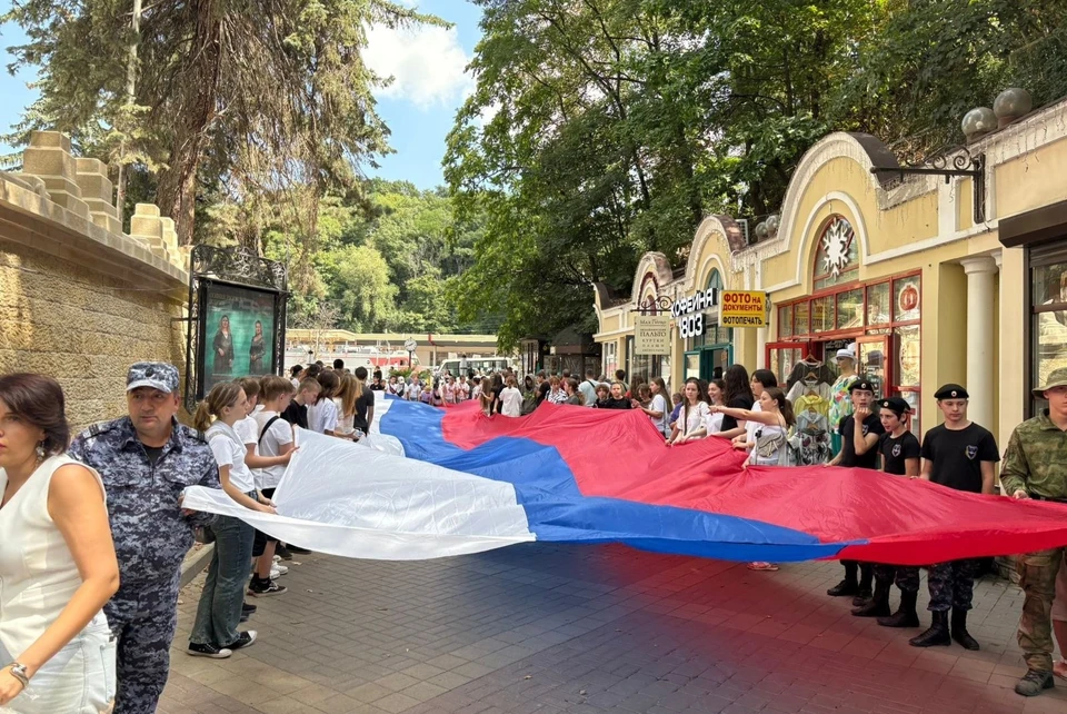 Участники программы «Герои Ставрополья» проходят стажировку в минмолодежи0