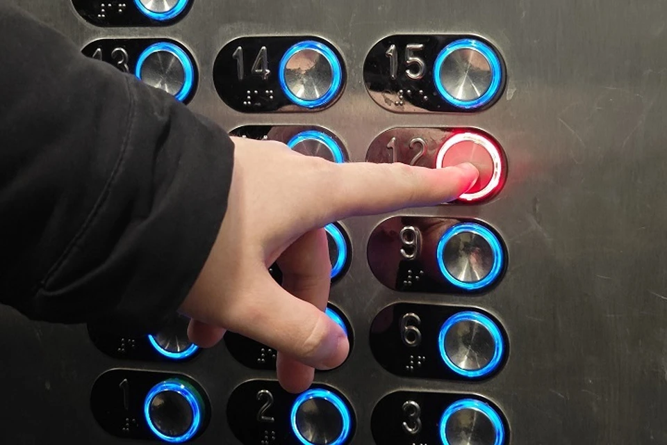 Жильцов первых этажей многоэтажек на Ставрополье обязали оплачивать лифт0