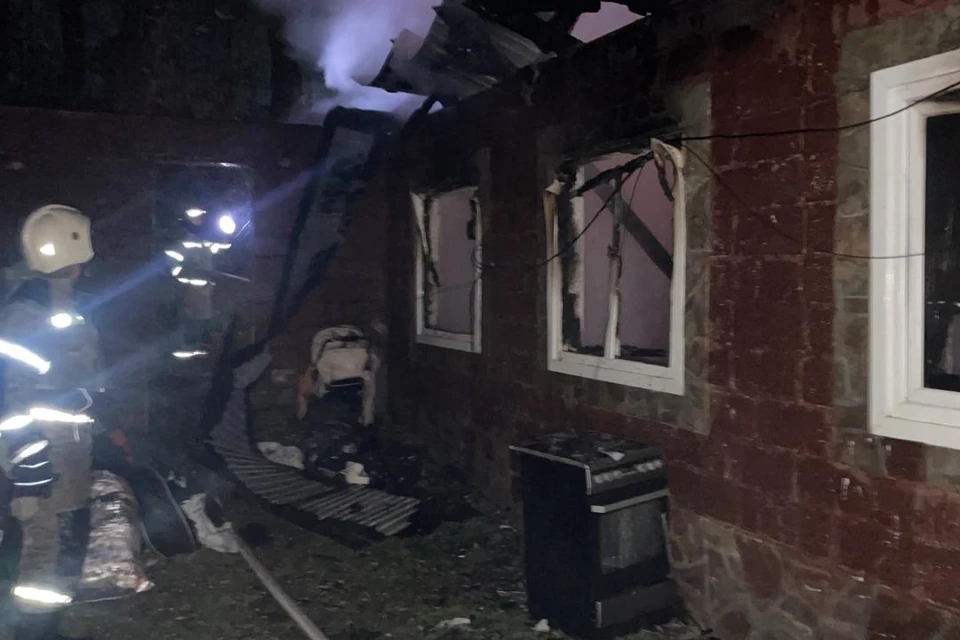 Дом с четырьмя детьми в возрасте от 6 месяцев до 6 лет сгорел в Ингушетии0