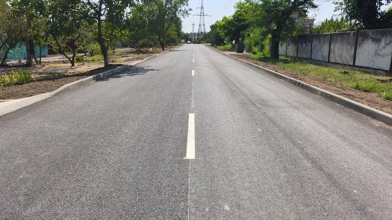 Дорожники обновили асфальт на шести улицах Георгиевского округа Ставрополья