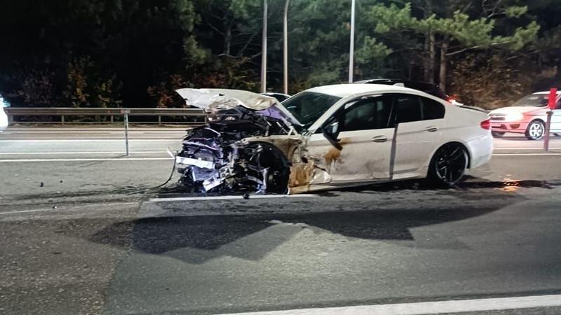 Двое человек пострадали в тройном ДТП с КамАЗом под Минводами