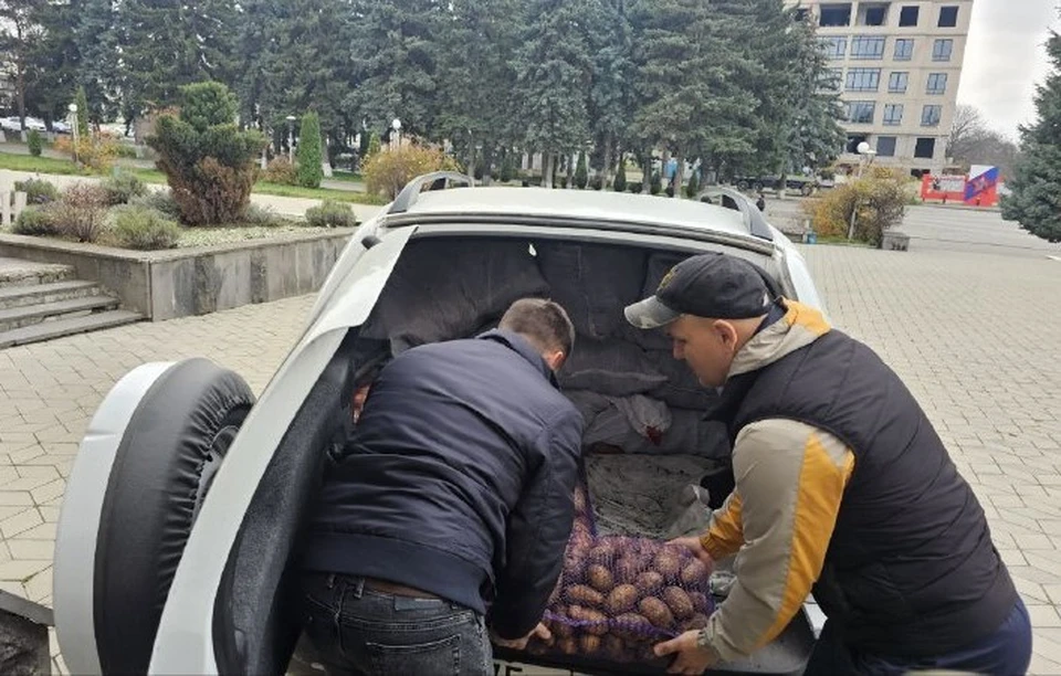 Фермеры Предгорного округа на Ставрополье отправят в зону СВО тонну картофеля0