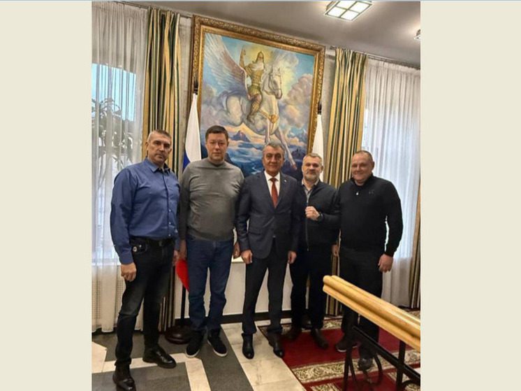 Глава Северной Осетии Сергей Меняйло встретился с боевыми товарищами из батальона «Севастополь»