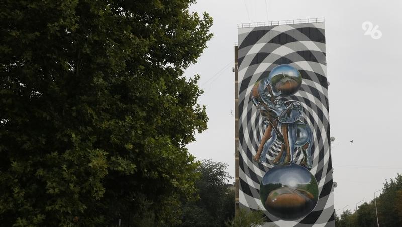 Глава Ставрополья поручил отреставрировать муралы в Солнечнодольске в 2026 году