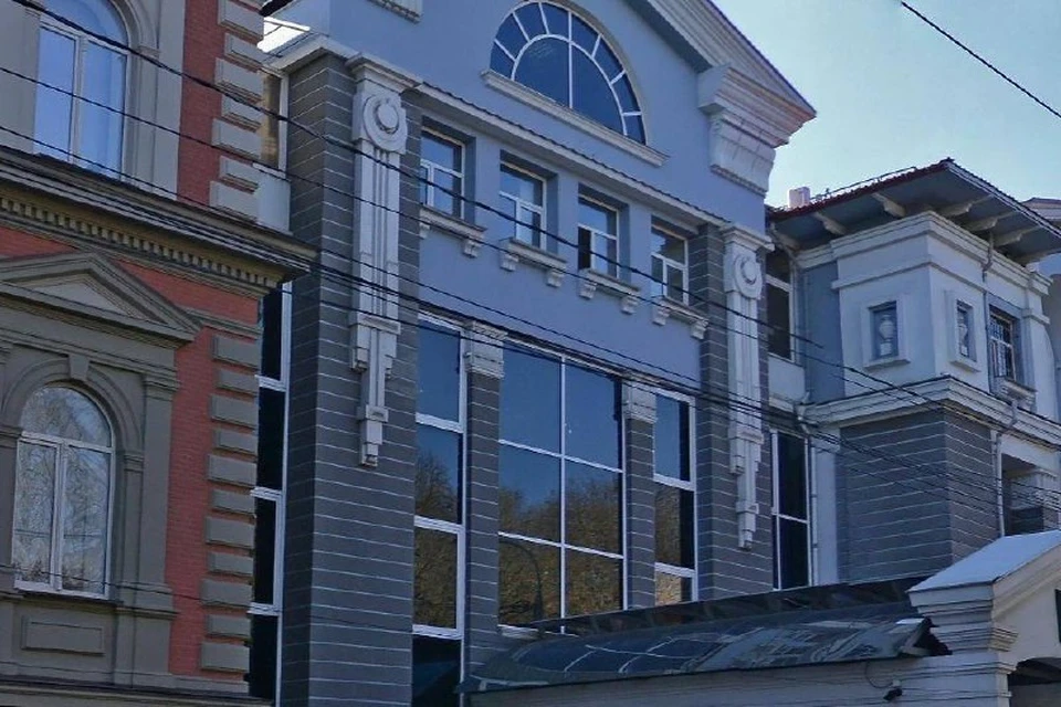 Крышу здания администрации в Ставрополе отремонтируют за 1,5 млн рублей0