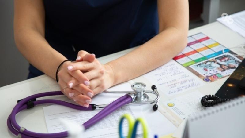 Лечение ретиноидами запрещено при беременности — дерматолог из Краснодара