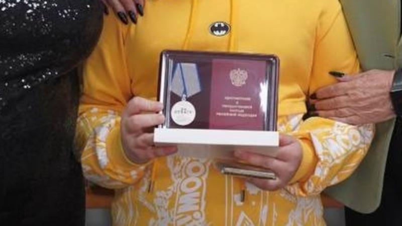 Медалью «За отвагу» наградили погибшего бойца СВО из Андроповского округа