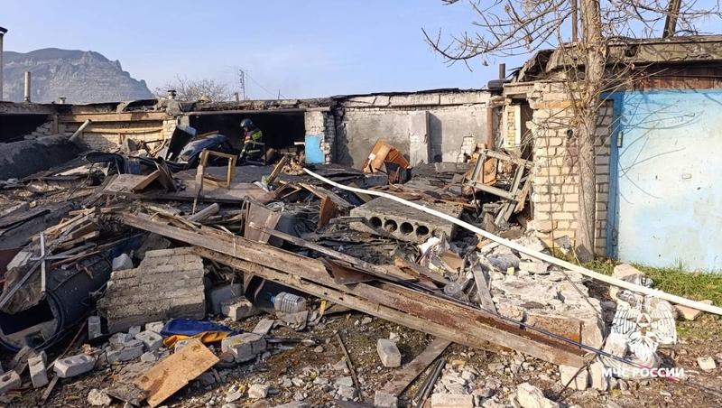 Мужчина пострадал при взрыве в гаражном кооперативе в Минводах