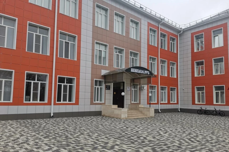 На Ставрополье обустроили двор в школе округа0