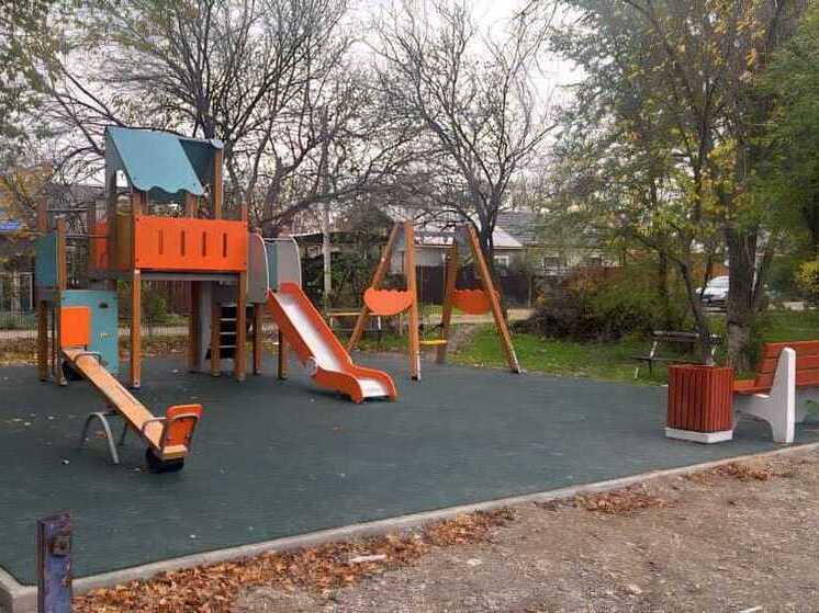  На Ставрополье обустроили еще одну детскую площадку