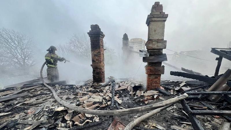 Открытое горение ликвидировали в доме в центре Ставрополя