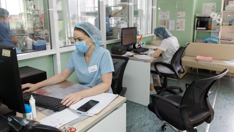 Первый за 40 лет капремонт роддома в селе Александровском завершат до конца года