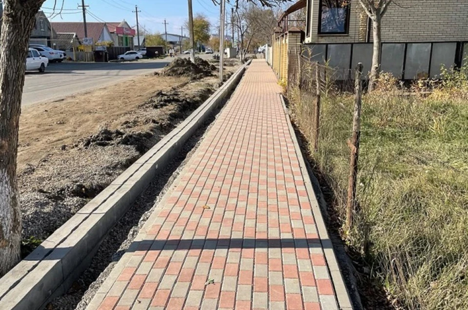 По инициативе жителей в селе на Ставрополье отремонтируют тротуар0