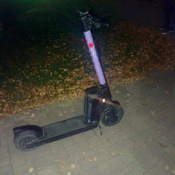 Подросток попал в больницу в Кисловодске после опрокидывания электросамоката