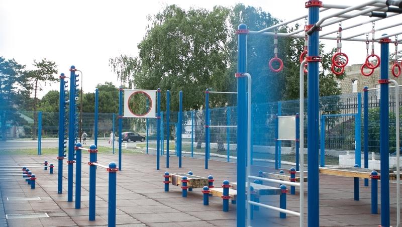 Спортплощадку отремонтировали в селе Новоалександровского округа