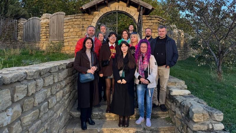 Туроператоры России посетили ферму, винодельню и Казанский собор в Ставрополе