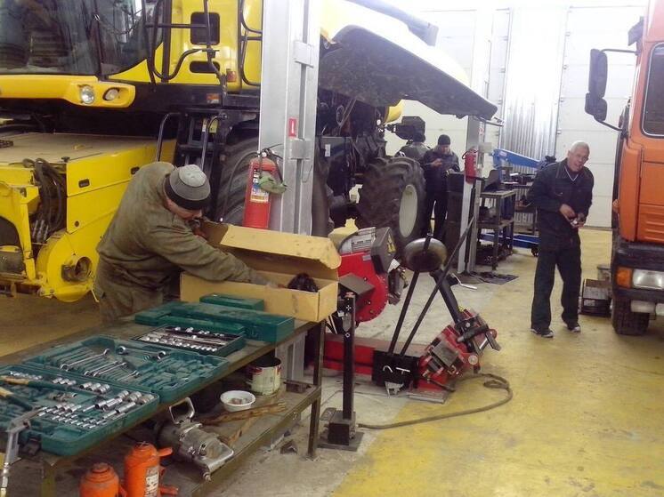 В Благодарненском округе готовят технику к новому сезону