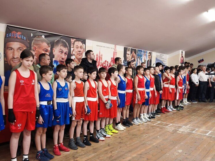 В Ессентуках стартовал боксерский турнир «Золотая осень» памяти героев СВО