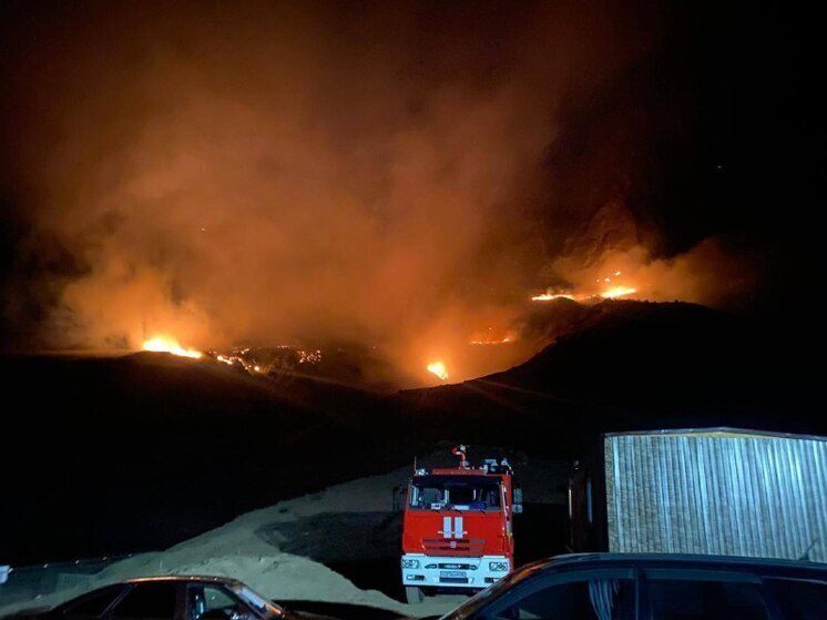 В горах Ингушетии разгорелся природный пожар