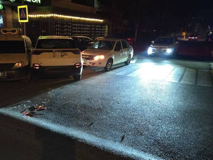 В Ставрополе лихач спровоцировал массовое ДТП с тремя пострадавшими