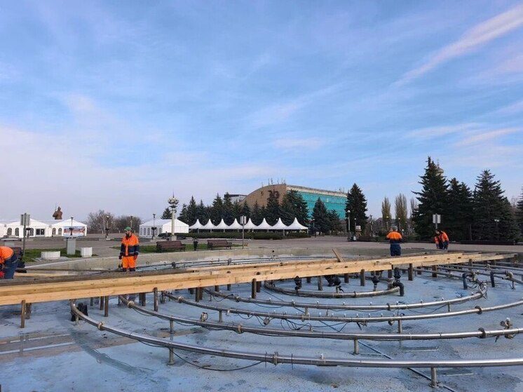 В Ставрополе устанавливают зимние фонтаны