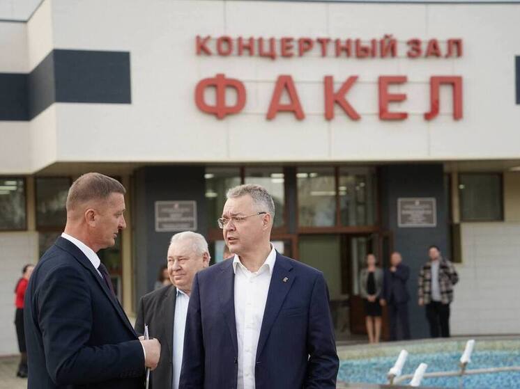 Владимир Владимиров проинспектировал обновленные и планируемые к модернизации объекты в Изобильном