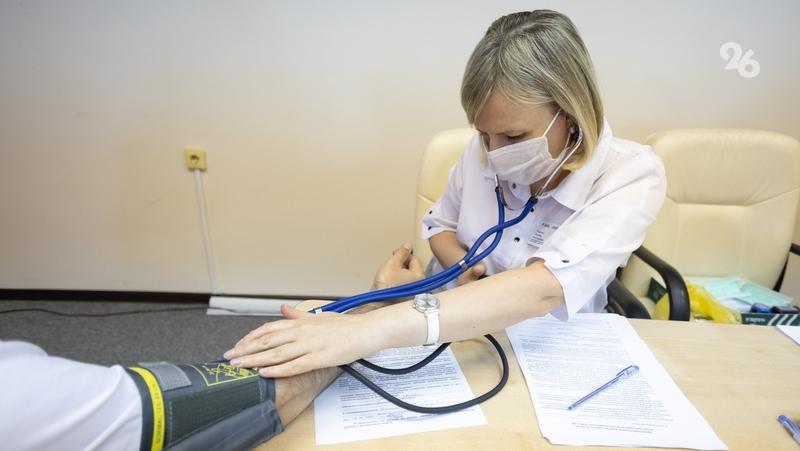 Врачи выездной медбригады осмотрели 120 пациентов в станице Новотроицкой