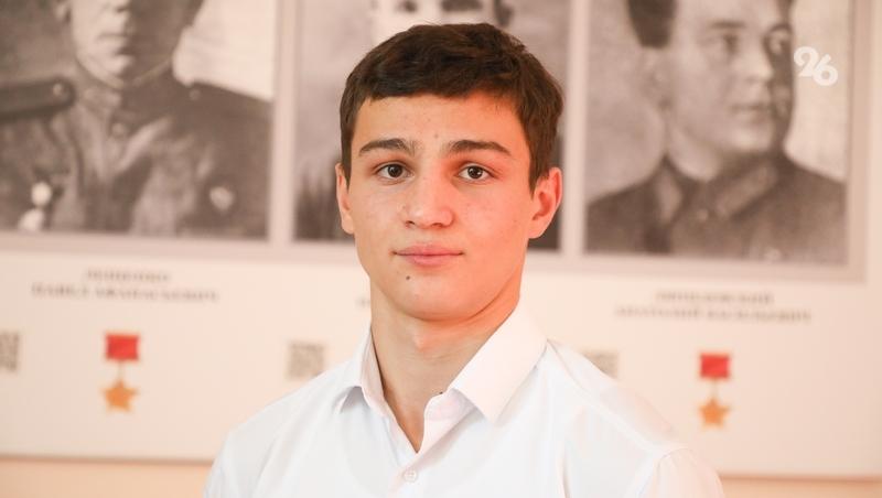 Зампред правительства Ставрополья встретился с чемпионами Европы по боксу