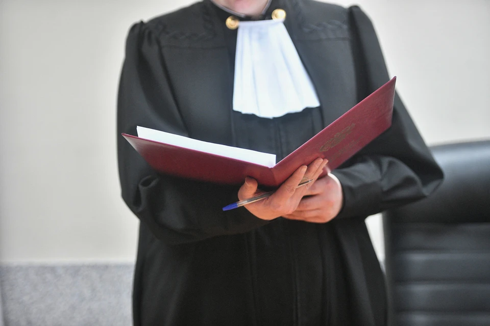 Жителя Минвод шесть раз оштрафовали за оскорбления чиновников0