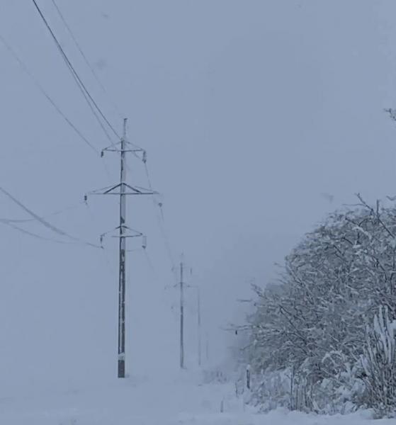 32 бригады работают над восстановлением электроснабжения округов Ставрополья