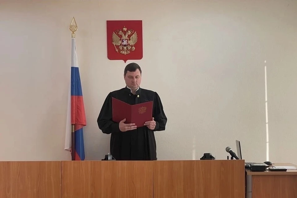 Аварийный сарай снесут во дворе школы на Ставрополье по решению суда0