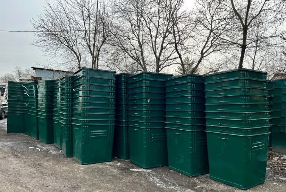 Более 200 новых мусорных контейнеров закупили в округах Ставрополья0
