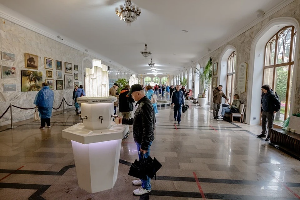 Более 2,3 млн литров минералки выпили туристы в Ребровском бювете Кисловодска0