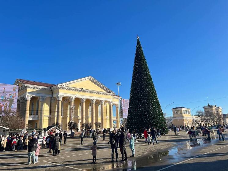 Что жители СКФО хотели бы изменить в новогодних подарках: итоги опроса
